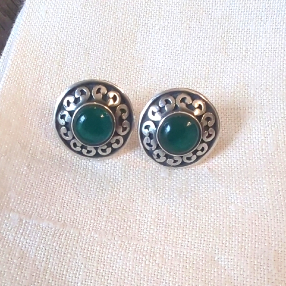 Vintage Sterling Silver Green Onyx Cabochon Earrings